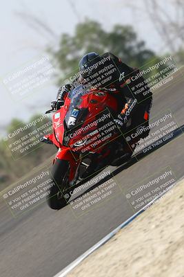 media/Sep-20-2025-TrackDaz (Sat) [[27f0cde673]]/B Group/1120am (Turn 2)/